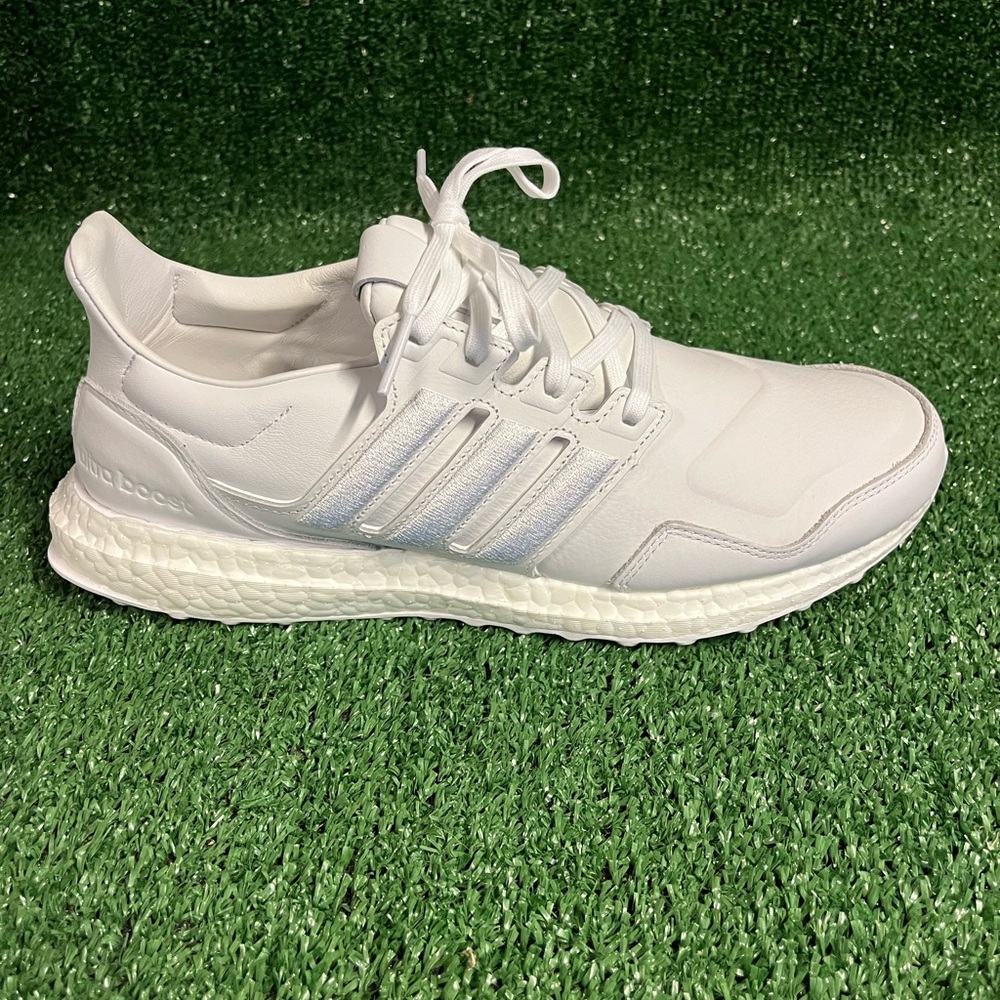 Size 10 - Adidas Leather Ultraboost